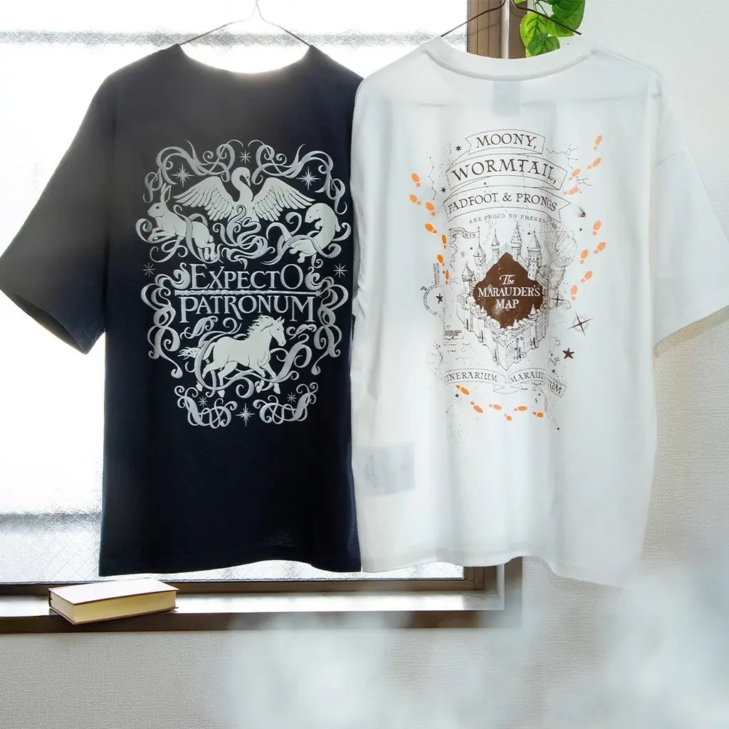 ギミック付きTシャツ発売