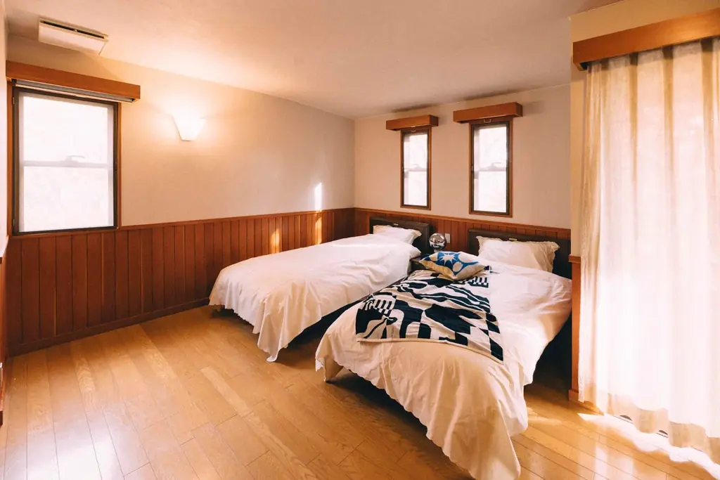 【山中湖サウナ】深さ150cmの“潜れる天然水風呂”「ヴィヒタ山中湖」が快挙！オープン３ヶ月で口コミ100件・星★5.0満点を達成【ロケ歓迎】 画像 13