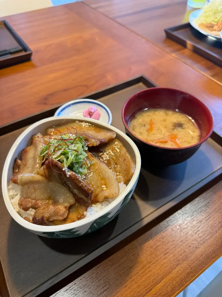 【山中湖サウナ】深さ150cmの“潜れる天然水風呂”「ヴィヒタ山中湖」が快挙！オープン３ヶ月で口コミ100件・星★5.0満点を達成【ロケ歓迎】 画像 18