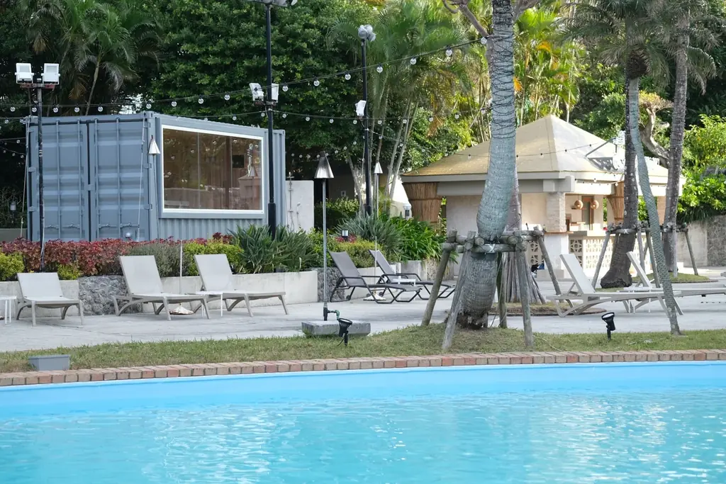 【南国リゾート×サウナ×沖縄グルメ体験】サウナ後にプールサイドで楽しめる全12種のサ飯が登場 | 沖縄・ラグナガーデンホテル 画像 9