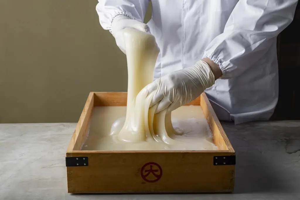 フルーツ大福「弁才天」大名古屋ビル店が4/11にリニューアルオープン！餅専門店「と、餅」を併設し、“餅文化の発信拠点”へと進化 画像 2