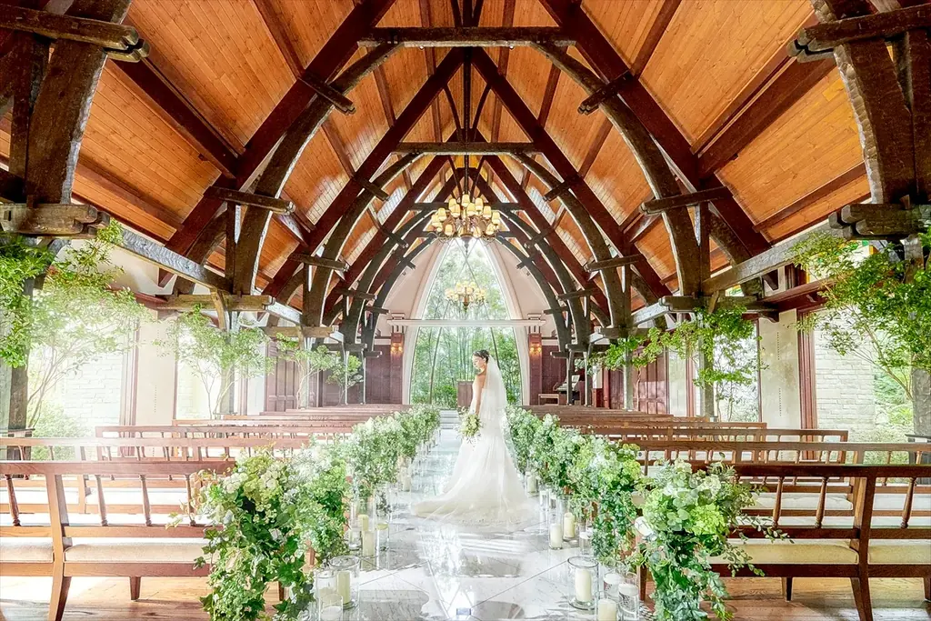 大宮に木の温もりの貸切邸宅、フェア4月18日開始