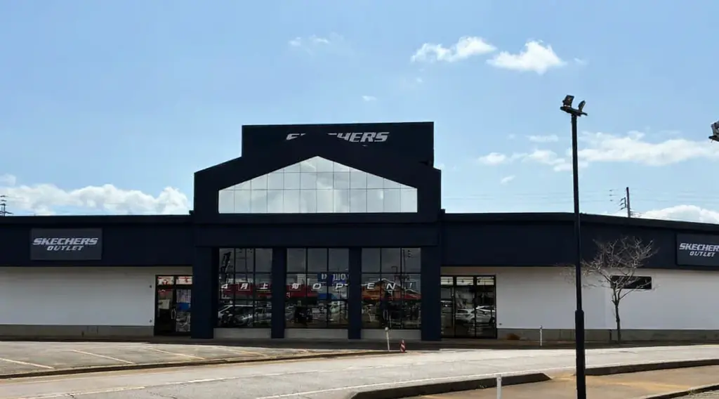 スケッチャーズ長岡店開店