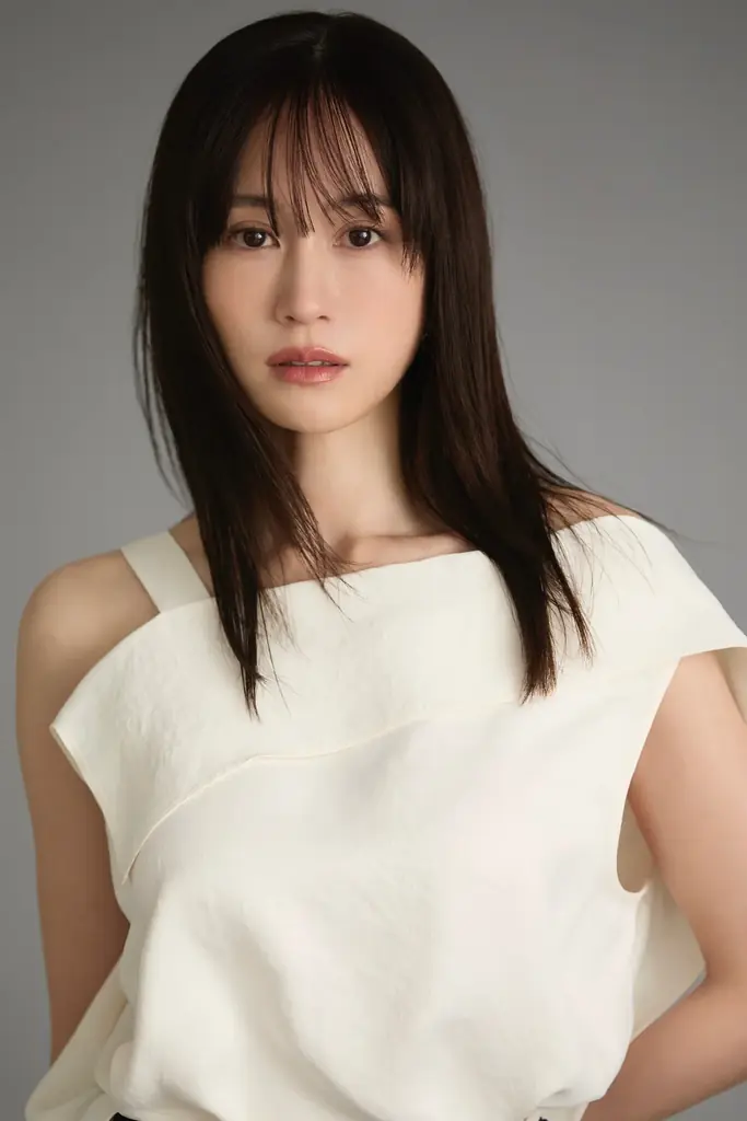 俳優・前田敦子さん出演、春の空気を軽やかに纏う、ビューティー＆ユース ユナイテッドアローズ スペシャルコンテンツを公開 画像 2