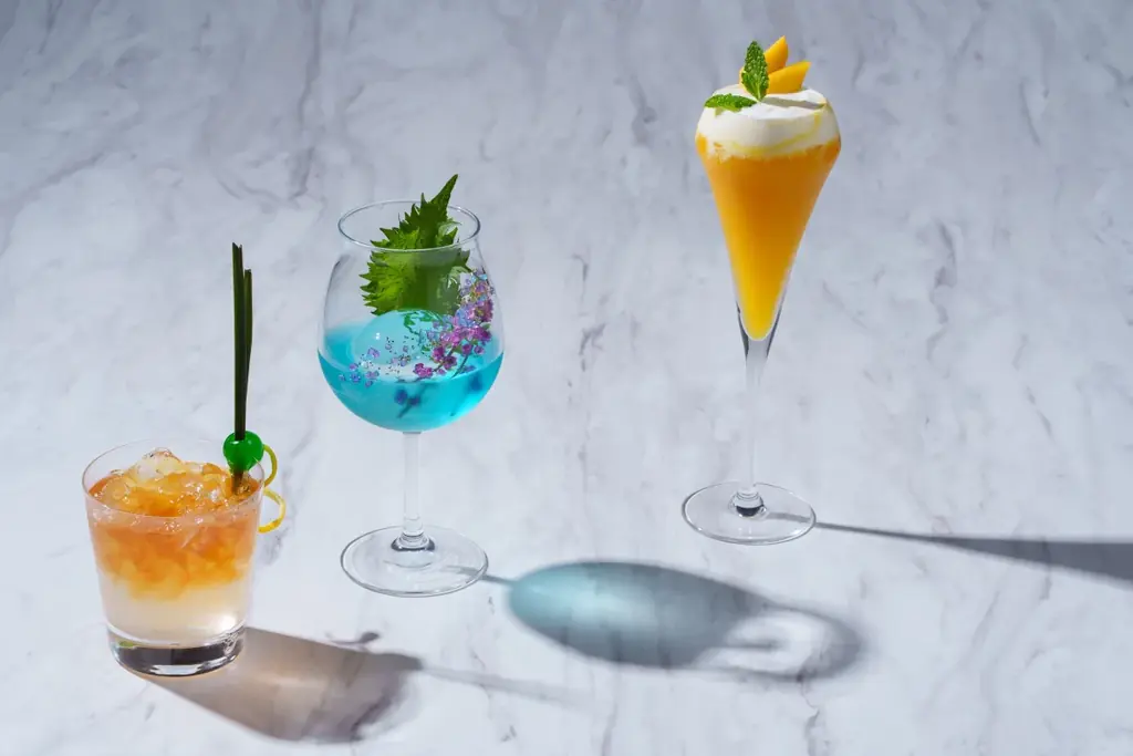 【ウェスティンホテル仙台】とろけるように滑らかな味わいで、濃厚な香りが魅力的「Seasonal Parfait ＆ Cocktail -MANGO-」 画像 3