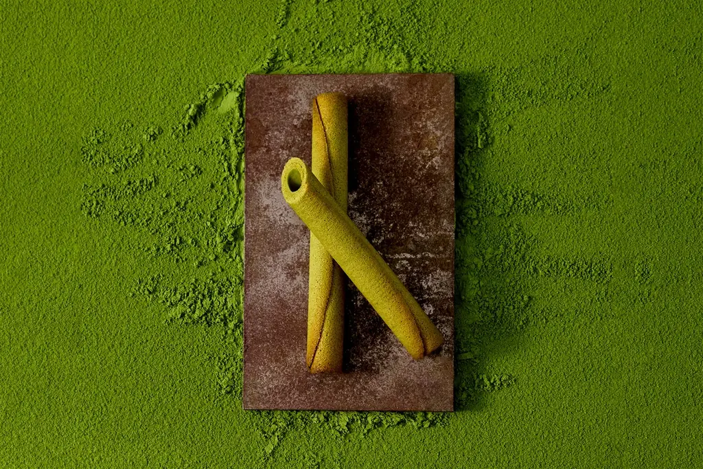 【堀田勝太郎商店の確かな「合組」で生まれた、オリジナル宇治抹茶使用】初夏限定「シガール オゥ マッチャ」4月15日(水)全国発売 画像 1