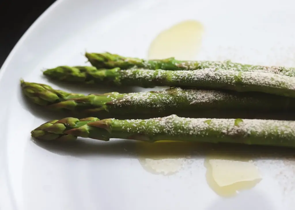 【異色コラボ】「sio」オーナーシェフ 鳥羽周作×現代美術作家 加賀美健による新ジャンル調味塩「この塩おいしーお」誕生 画像 4