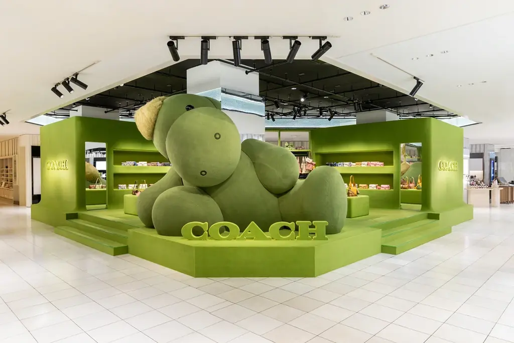 コーチ レキシー バースデー