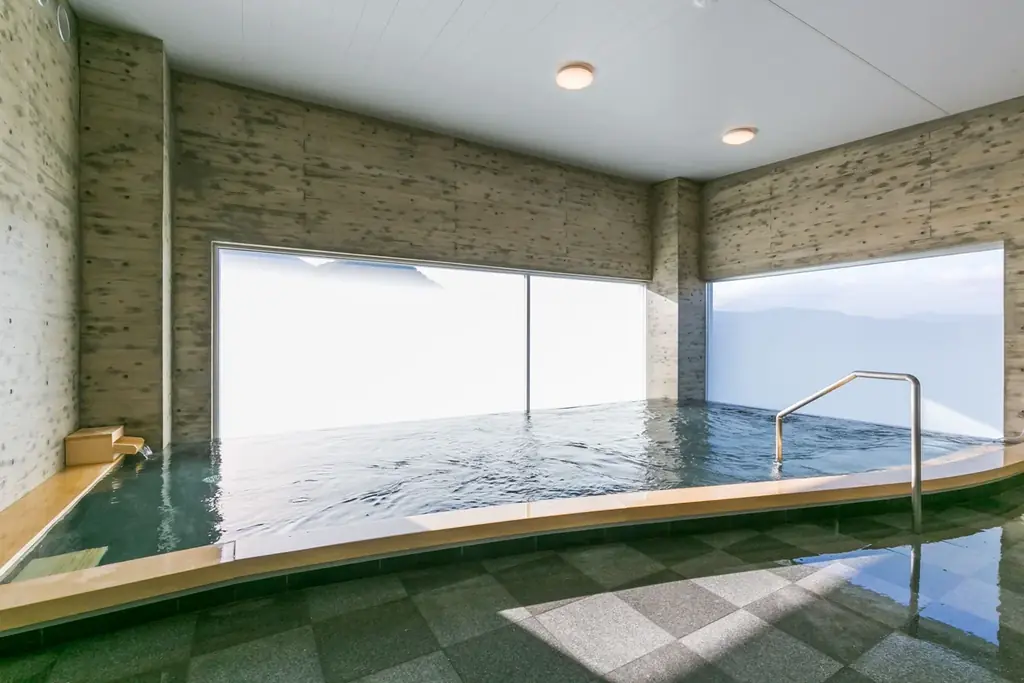 【長野県千曲市】日帰り温泉「湯のさとちくま 白鳥園」指定管理者変更のお知らせ 画像 4