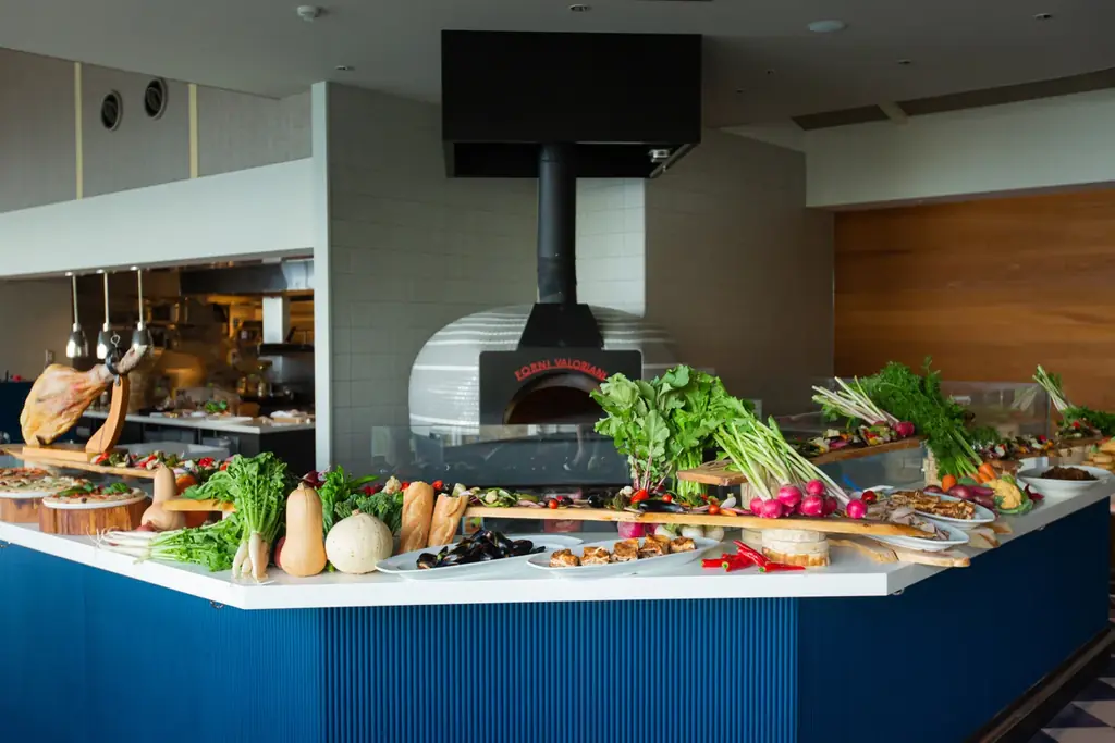 4周年を記念した限定ビュッフェ 「コーダロッサ ピッツェリア・マーケット」開催！4月29日（水）〜5月6日（水） 画像 1