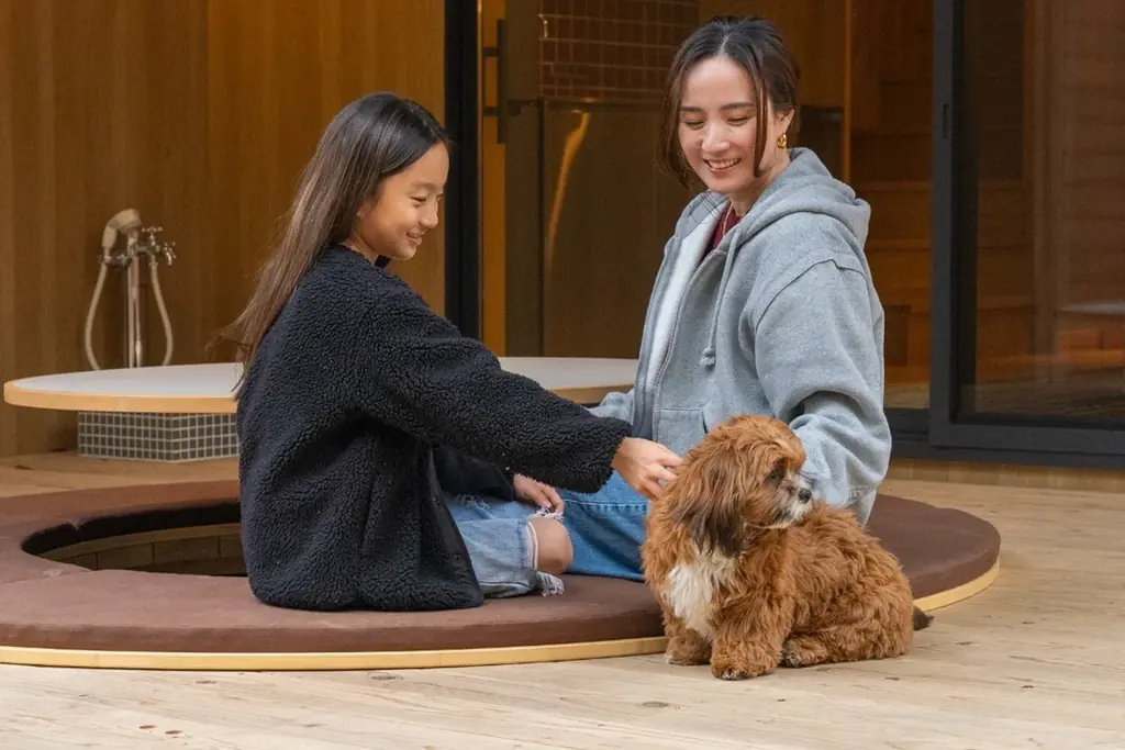 愛犬もOK！全棟サウナ・露天風呂付ヴィラ「ソラトニワ熱海伊豆山 別邸」がオープン記念プラン販売｜2026年6月30日まで 画像 1