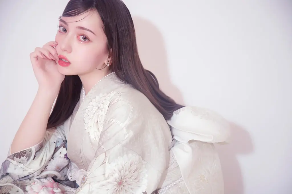 一生に一度の「圧倒的主役」を、その手に。4月限定の成人写真・振袖レンタルキャンペーンを公開。 画像 8