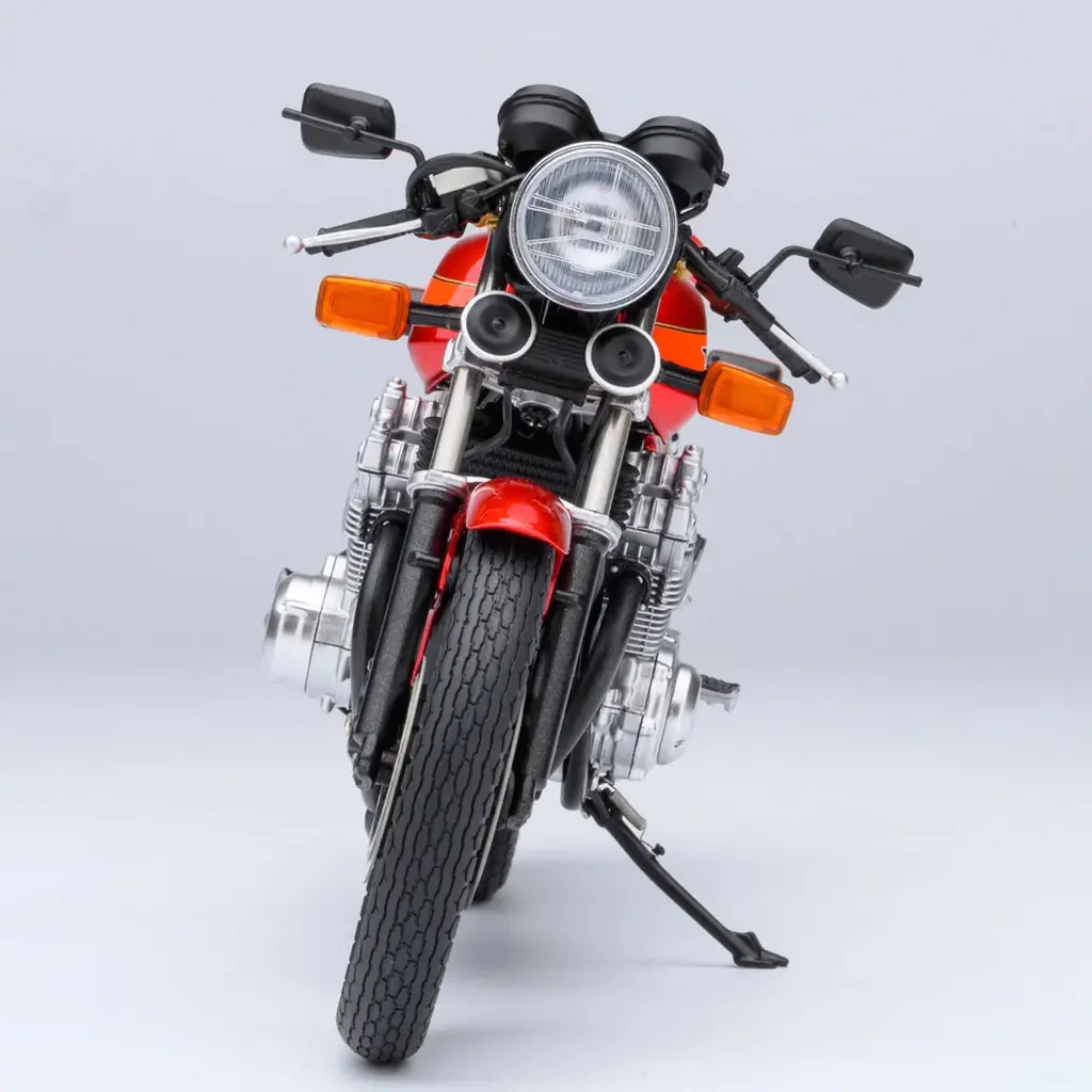 『バリバリ伝説』の名マシンが立体化！オートアート「ホンダ CB750F 巨摩 郡」”名古屋モーターサイクルショー2026”で展示・販売！ 画像 4