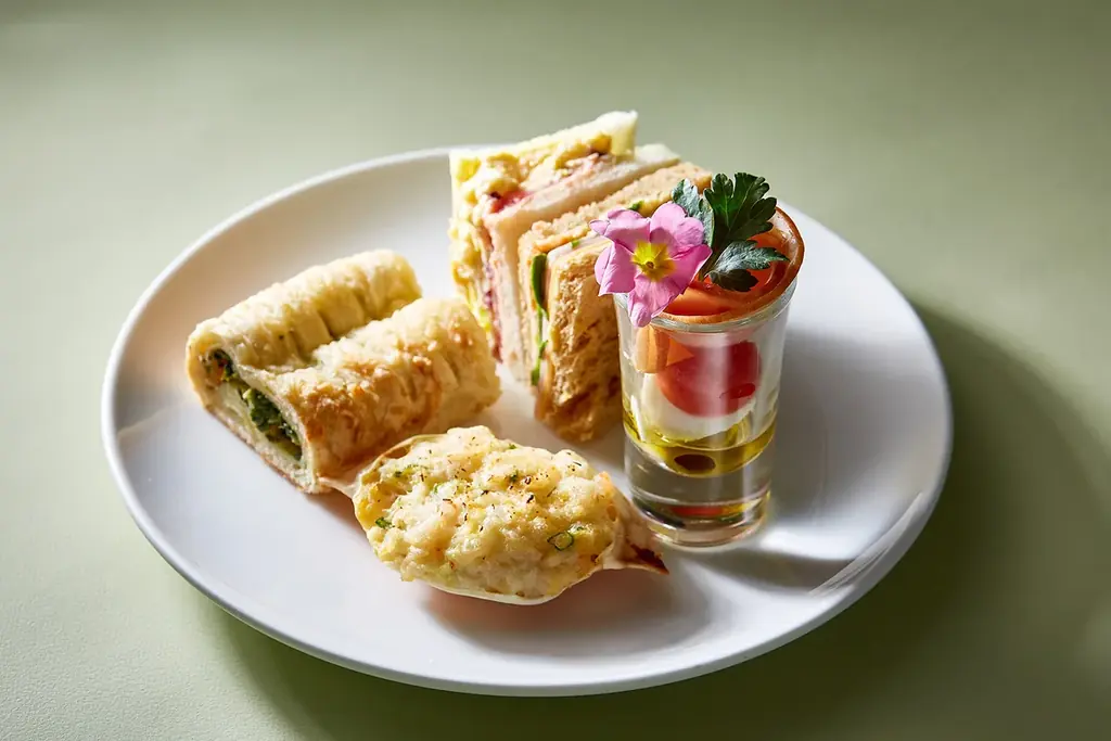 【水戸プラザホテル】新緑を味わう贅沢。抹茶やピスタチオなど、グリーンカラーに染まる爽やかなアフタヌーンティーが登場！ 画像 13