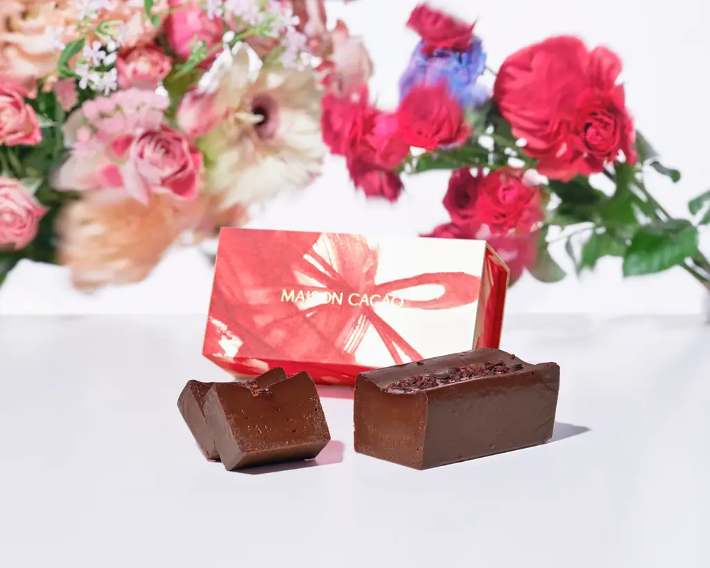「母の日に、美味しい花束を」国産薔薇の生チョコレートをはじめ、3種の限定品がメゾンカカオより登場 画像 2