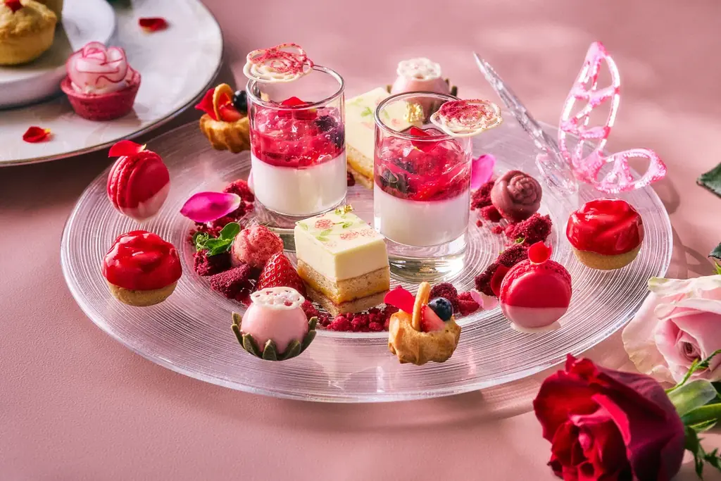 美しく咲き誇るローズガーデンをデザインした季節のアフタヌーンティーFloral Blossom Afternoon Tea～Rose～を販売 ザ・プリンスギャラリー 東京紀尾井町 画像 3