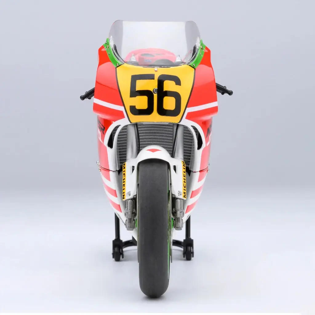 『バリバリ伝説』の名マシンが立体化！オートアート「ホンダ　NSR500 巨摩 郡」”名古屋モーターサイクルショー2026”で展示‧販売！ 画像 4