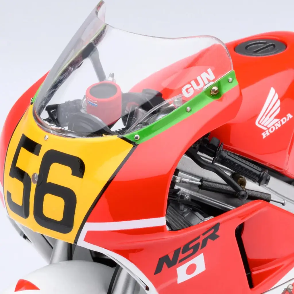 『バリバリ伝説』の名マシンが立体化！オートアート「ホンダ　NSR500 巨摩 郡」”名古屋モーターサイクルショー2026”で展示‧販売！ 画像 8