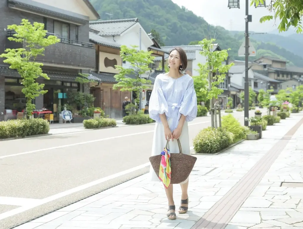 加賀・山中温泉【ファミリー旅を応援】幼児無料、小学生半額、グルメ ＆ 温泉チケット、鯛のお造り、色浴衣、カラオケ無料 etc. 公式HPだけの 1日5組限定プラン発売 画像 18