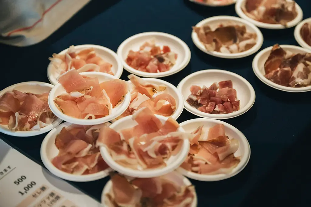 東京・日本橋エリアで、全国約50蔵の日本酒が味わえる“利き酒イベント”4月25日開催。ここ数年は約7,000名を動員し、今春で10回目の開催！フード販売、物販、イベント等が盛りだくさん。 画像 4