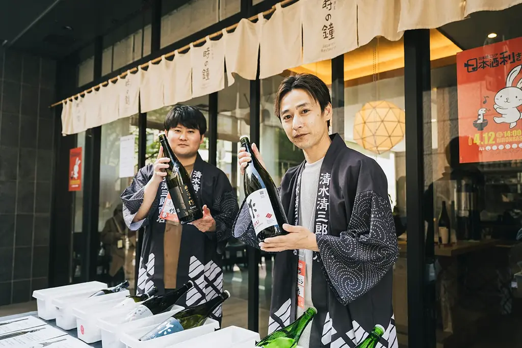 東京・日本橋エリアで、全国約50蔵の日本酒が味わえる“利き酒イベント”4月25日開催。ここ数年は約7,000名を動員し、今春で10回目の開催！フード販売、物販、イベント等が盛りだくさん。 画像 7