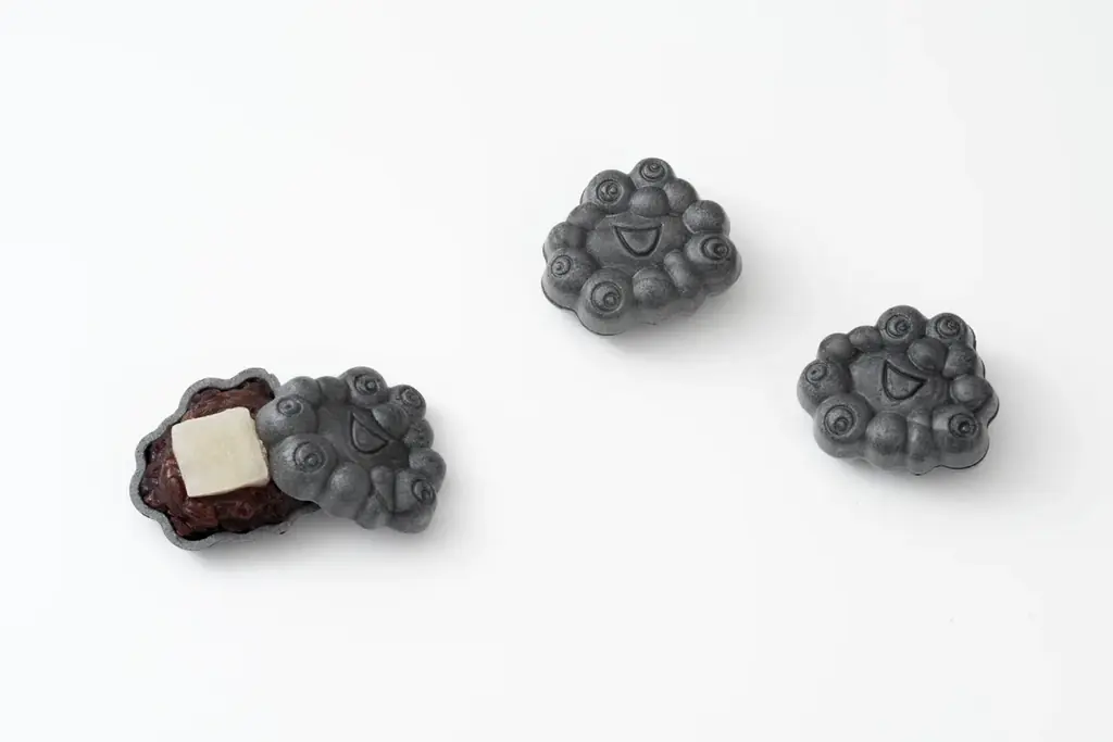 黒ミャクミャクがもなかになりました！EXPO2025 公式ライセンス商品『ミャクミャク 黒 もなか』が新発売 画像 3