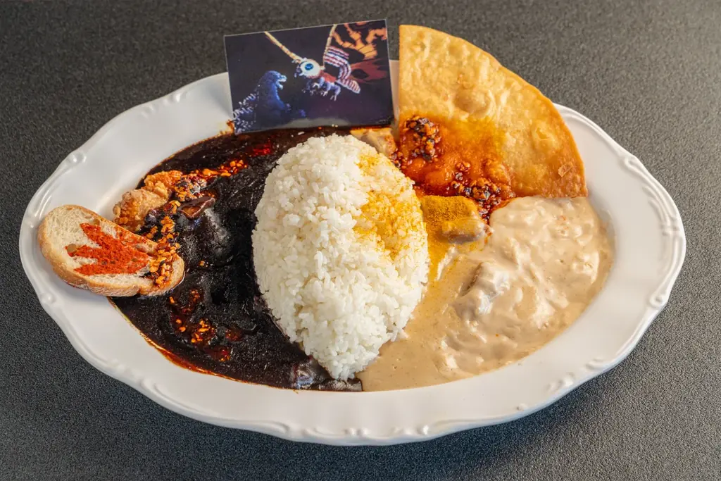 淡路島「ニジゲンノモリ」で大人気怪獣と出会える！ゴジラミュージアム「モスラ特別展」 事前予約特典第2弾 画像 5