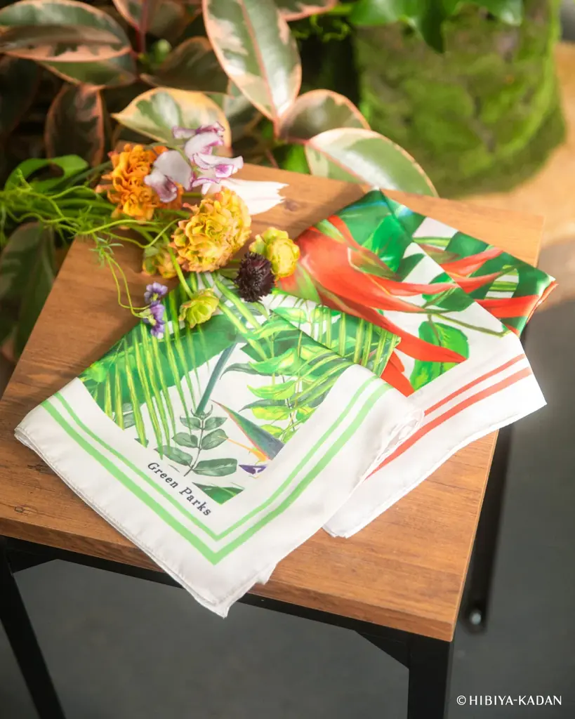 【Green Parks】人気フラワーショップ「日比谷花壇」と初のコラボレーション！リゾート感漂うボタニカル柄の特別なアイテムを4月24日(金)に発売 画像 4