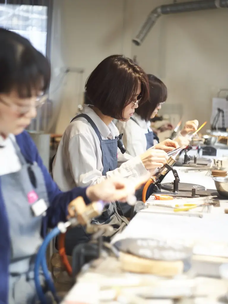 東京ソワール、修理しながら永く使えるガラスアクセサリーが誕生hitoiro SOIR × HARIO、4月14日より販売開始 画像 6