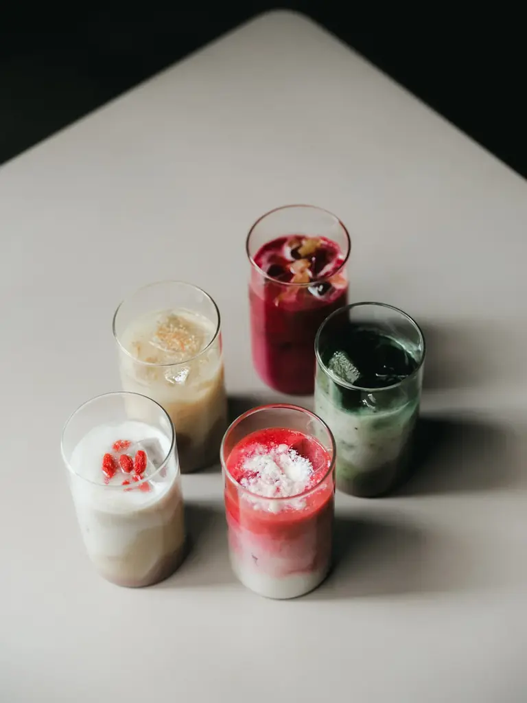 2026年4月25日（土）、OSAJI（オサジ）のグローバルコンセプトストア「お匙 京都（オサジ キョウト）」が、化粧品・食・香りを通し“暮らしの処方”を提案する複合型ストアとして、京都に誕生。 画像 8