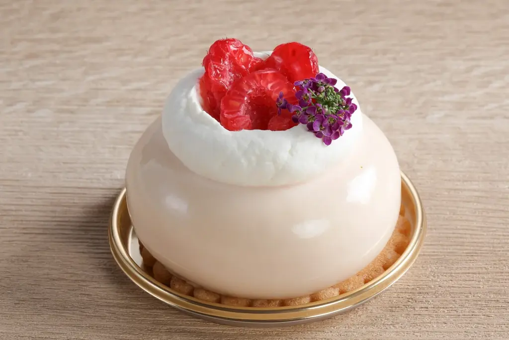 【シェラトン都ホテル大阪】抹茶×マンゴー×ベリーが奏でる甘美なハーモニー「初夏のスイーツ＆パン」販売 画像 6