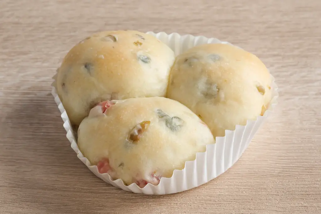 【シェラトン都ホテル大阪】抹茶×マンゴー×ベリーが奏でる甘美なハーモニー「初夏のスイーツ＆パン」販売 画像 9