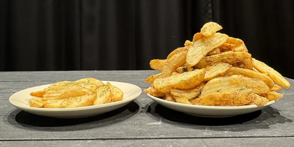 ドミノ・ピザ、ほぼ1kgのチーズ・からあげ・ポテト登場　大人もお子さまも大仰天「ドミノデカ盛り祭」4月24日（金）より期間限定で開幕！ 画像 6