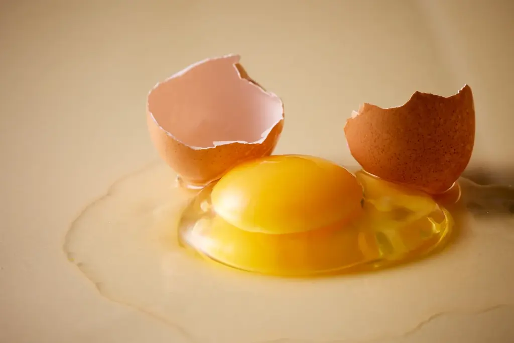 累計販売200万個突破！北海道発“ふわとろザク”の生チーズケーキ「CHEESE WONDER」5周年 ~春限定・人気フレーバー “まるごと苺”の「RED」復刻販売~ 画像 14