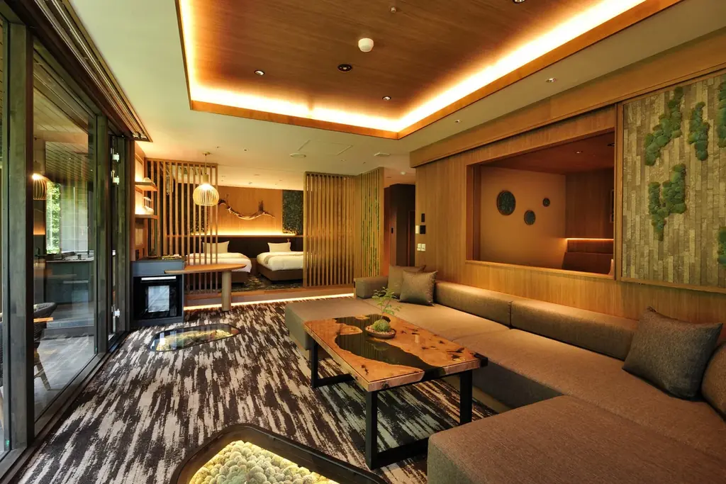 【奥入瀬渓流ホテル】食べられるこけ玉が新登場！奥入瀬渓流を代表する天然のこけ玉の成り立ちを表現した、知的好奇心を刺激するかき氷「おいらせこけ玉氷」提供開始 画像 12