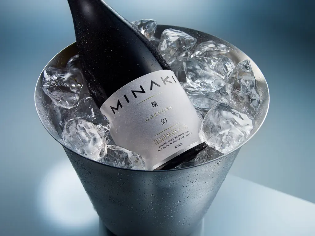 日本酒MINAKIとゴトウフローリストが贈る、2026年母の日のための特別なフラワーギフトを限定販売 画像 5