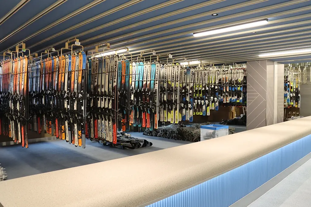 【開業５６年目！史上初の売上高２０億円を突破！！】「西日本最速・最長の１５０日間営業」の関西最大級のスキー場「グランスノー奥伊吹」！来シーズンは１１月１３日～４月１１日までの５ヵ月間オープンが決定！！ 画像 8