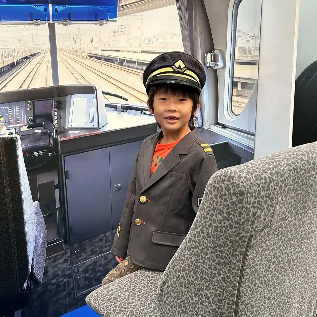 地元・和歌山市で愛される観光列車が“めでたい”10周年！10年分のありが10（とう）を込めて「めでたいでんしゃ運行開始10周年イベント」を開催 画像 10