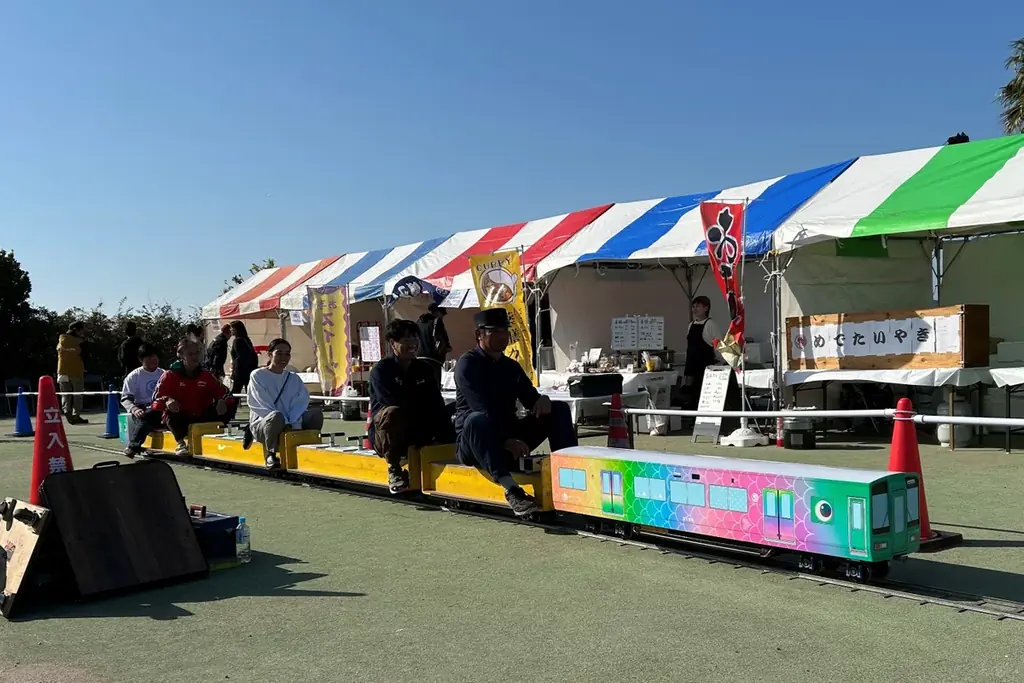 地元・和歌山市で愛される観光列車が“めでたい”10周年！10年分のありが10（とう）を込めて「めでたいでんしゃ運行開始10周年イベント」を開催 画像 11