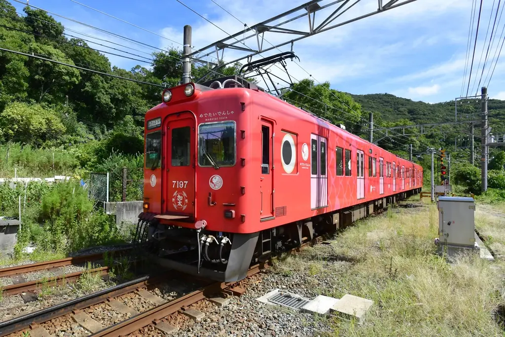 地元・和歌山市で愛される観光列車が“めでたい”10周年！10年分のありが10（とう）を込めて「めでたいでんしゃ運行開始10周年イベント」を開催 画像 3