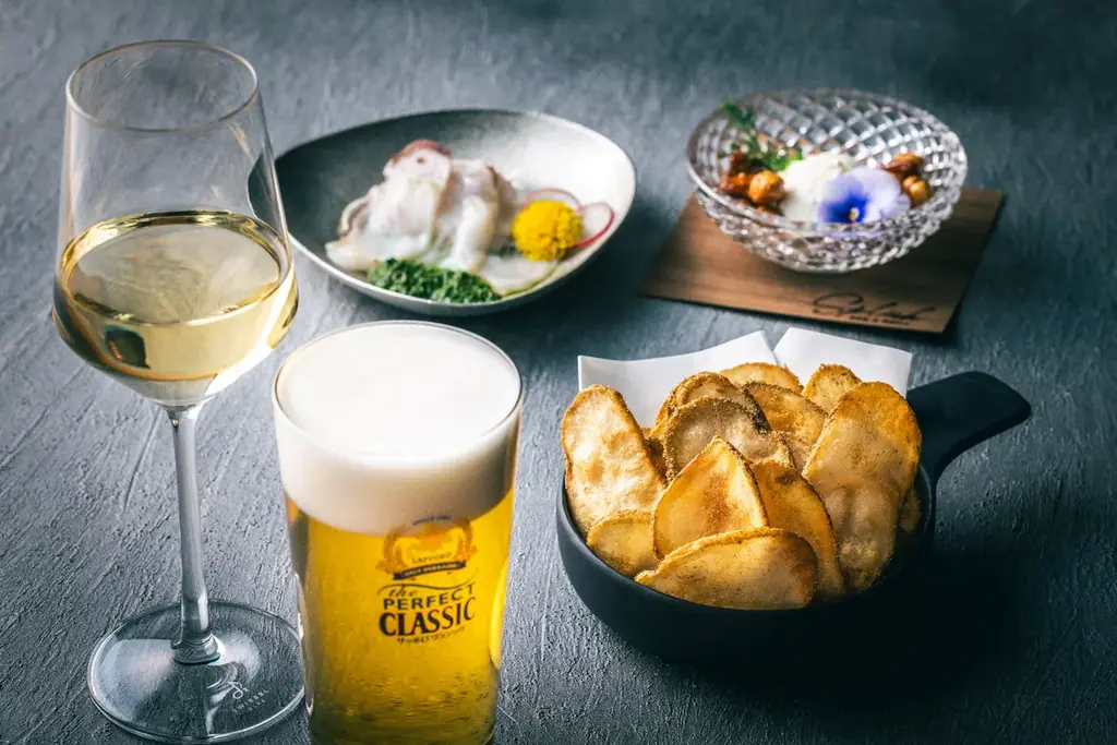 すすきのに繰り出す前の「一杯」に。SAPPORO STREAM HOTELが提案する、旅人と地元の人が溶け合うハッピーアワーが5/7より開始。愛されスイーツの復刻プレートも展開！ 画像 1