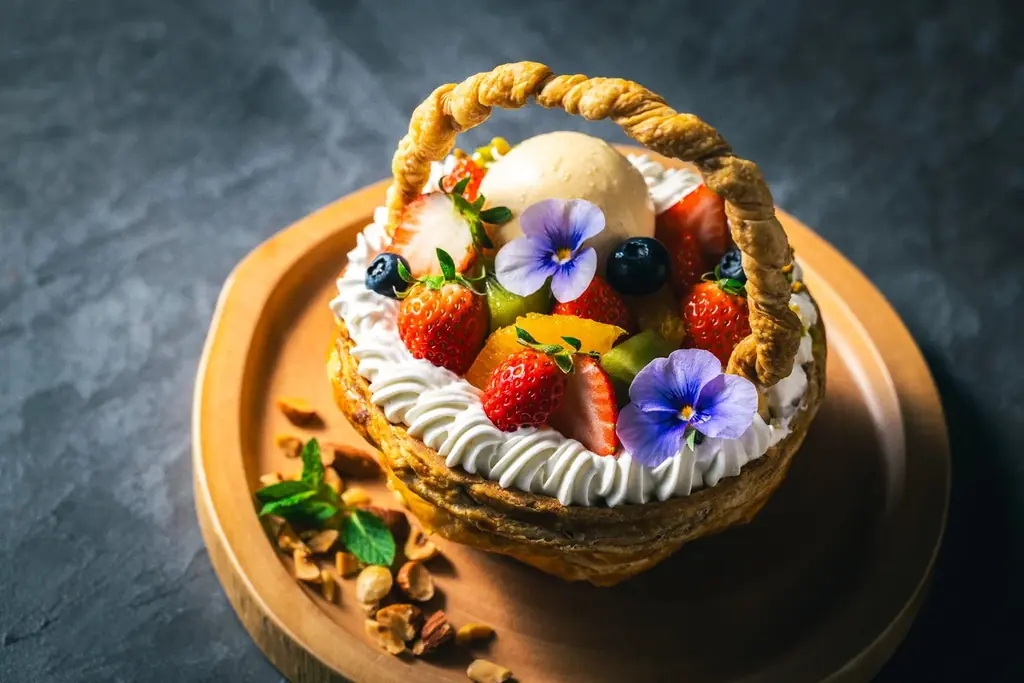 すすきのに繰り出す前の「一杯」に。SAPPORO STREAM HOTELが提案する、旅人と地元の人が溶け合うハッピーアワーが5/7より開始。愛されスイーツの復刻プレートも展開！ 画像 5