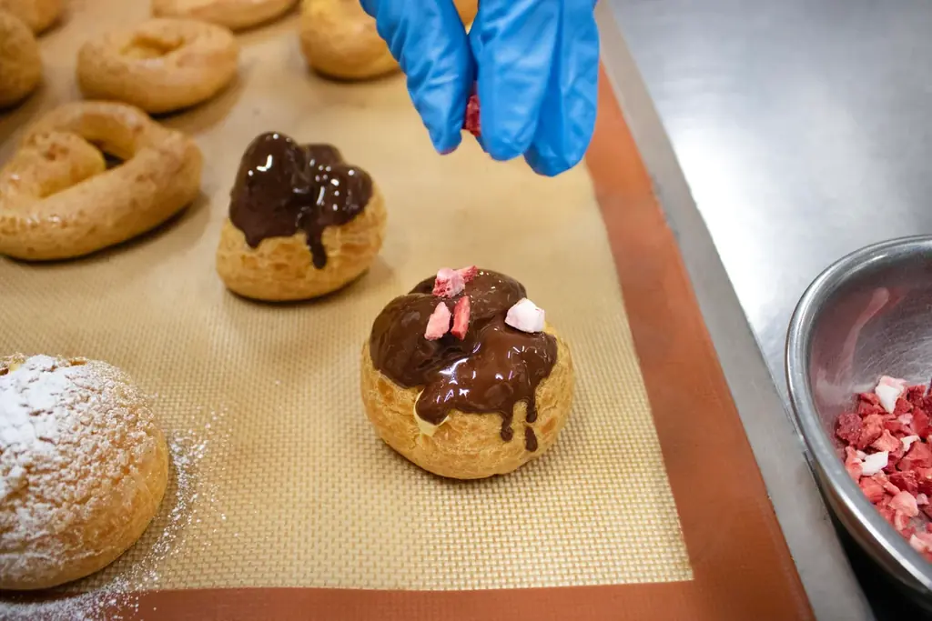 【atelier京ばあむ】GW限定イベント開催！あめ細工実演やパティシエ体験、限定スイーツが登場 画像 6