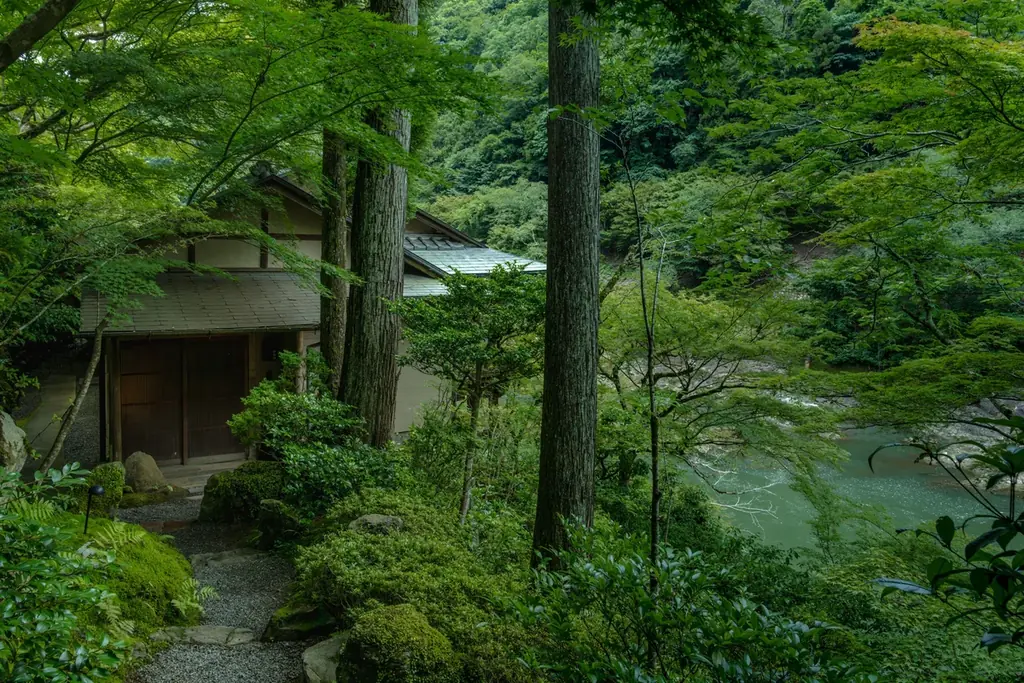 【星のや京都】市街地より最大4.9度涼しい平安貴族の避暑地で、自然が生み出す涼と食を堪能する滞在プログラム「奥嵐山の納涼滞在」開催 画像 2