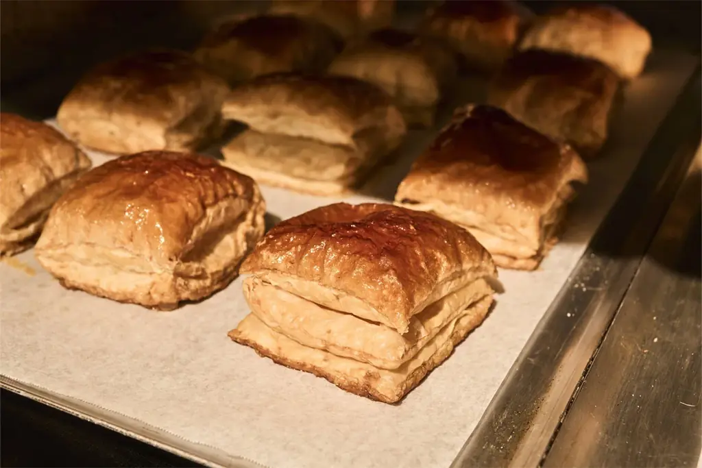 【新作！】アールグレイ専門店が作る、キャラメリセ＆バター香るザクザク食感を楽しむ「生カスタードパイ」を伊勢丹立川店「日本のおいしいもの展」にて期間限定販売！ 画像 2