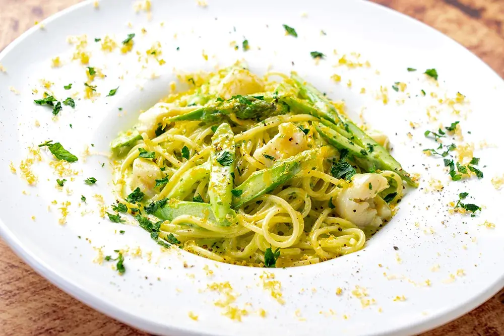 【北海道から春の便り】待望の「北海道産アスパラ」がついに解禁！旬の甘みと瑞々しさを楽しむパスタ・ピッツァが4月17日より販売開始！春の限定メニュー全ラインナップが本日より勢揃い!!! 画像 3