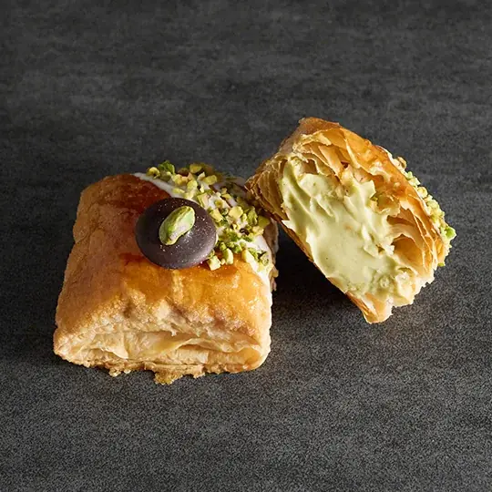 【新作！】アールグレイ専門店が作る、キャラメリゼ＆バター香るザクザク食感を楽しむ「生カスタードパイ」を「日本全国じゃじゃじゃグルメフェア」にて期間限定販売！ 画像 8