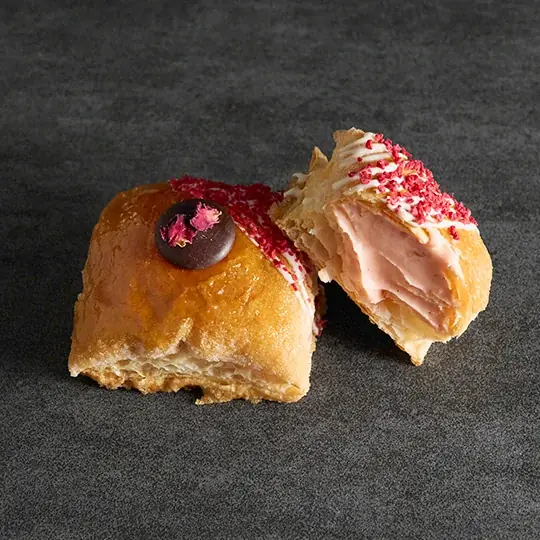 【新作！】アールグレイ専門店が作る、キャラメリゼ＆バター香るザクザク食感を楽しむ「生カスタードパイ」を「日本全国じゃじゃじゃグルメフェア」にて期間限定販売！ 画像 9