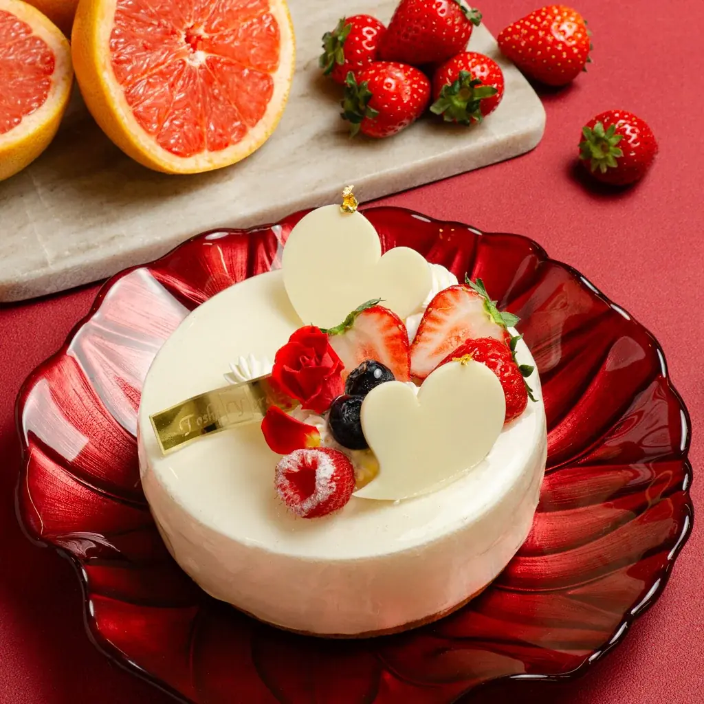 「トシ・ヨロイヅカ」母の日に向けた新作ケーキが新登場 画像 3