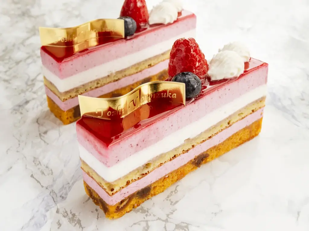 「トシ・ヨロイヅカ」母の日に向けた新作ケーキが新登場 画像 6